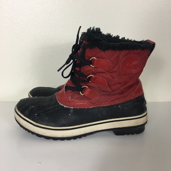 short sorel boots with fur